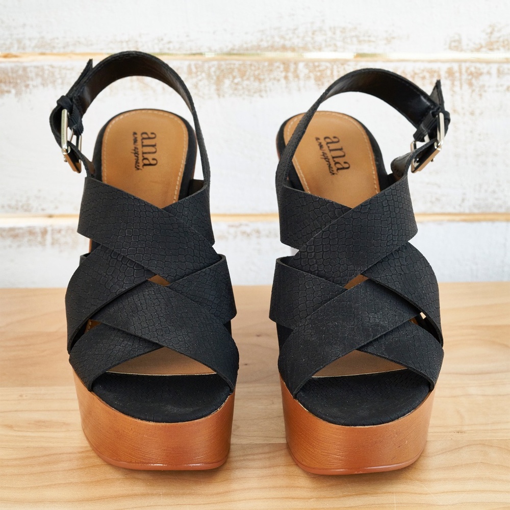 Ana Platform Sandal